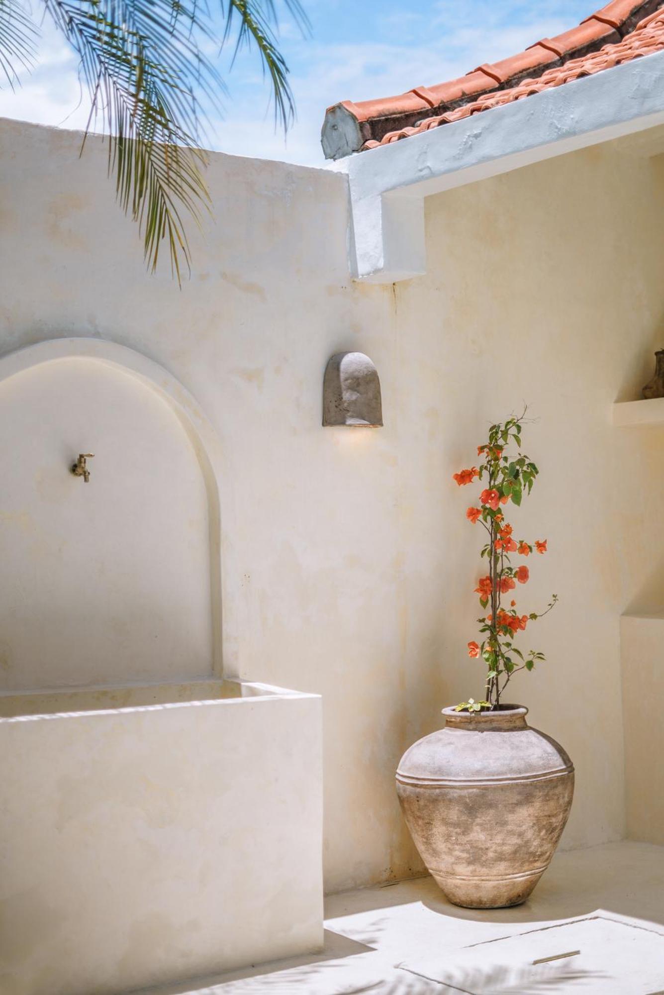 Villa Stella: 2Br Vibrant Mediterranean Oasis Canggu  Exterior photo